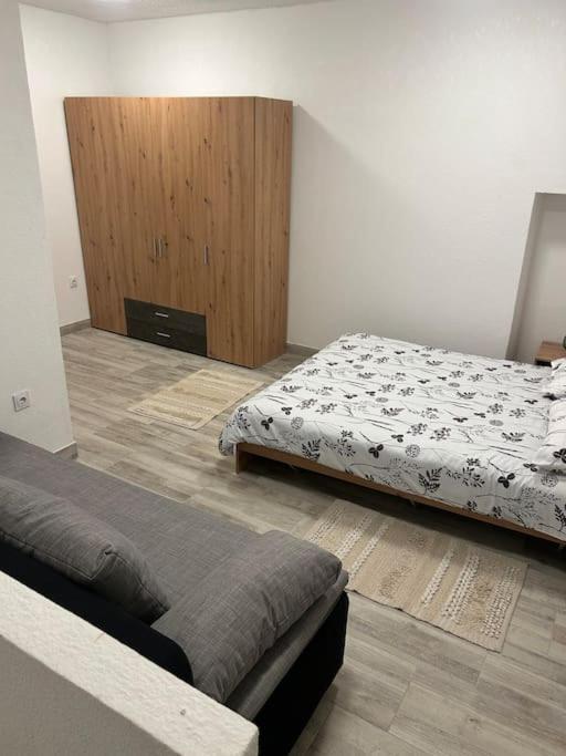 Apartman Kastel Каштела Экстерьер фото