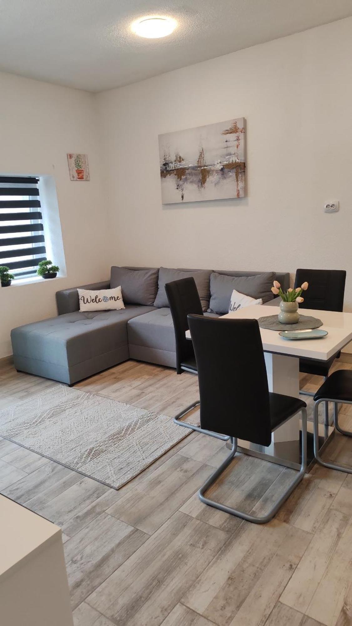 Apartman Kastel Каштела Экстерьер фото